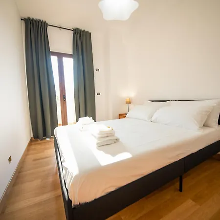 펜션 Chico's House - Visit Abruzzo - 5 Minutes From 술모나